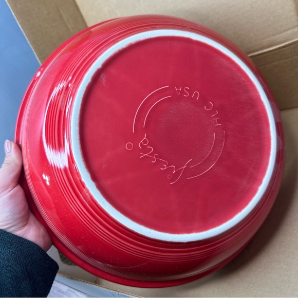 Fiesta Fiestaware SCARLET Pasta Bowl + Cheese Shaker SET New wBox - Picture 10 of 11